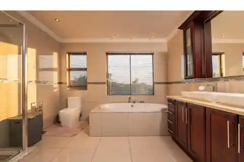 Nature-Inspired Luxury with Endless Flexibility