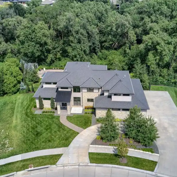 THOUGHTFULLY DESIGNED EXPANSIVE HOME ON AN OVERSIZED LOT