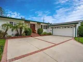 Light-filled Ranch-style Home