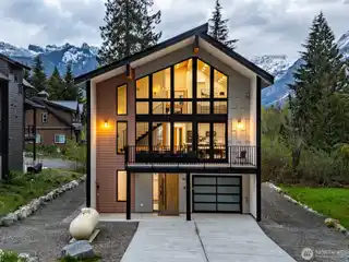 Luxury Mountain Retreat