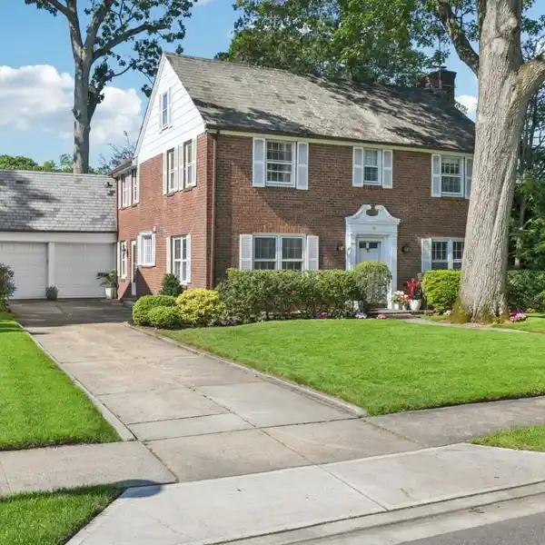 CLASSIC BRICK BEAUTY WITH UPDATED INTERIORS