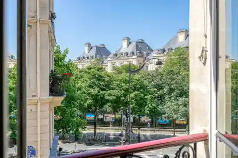 Lovely Apartment with a View of Luxembourg Gardens