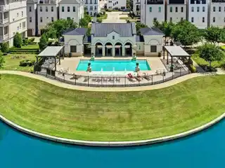 Resort-style Home Inside the Loop