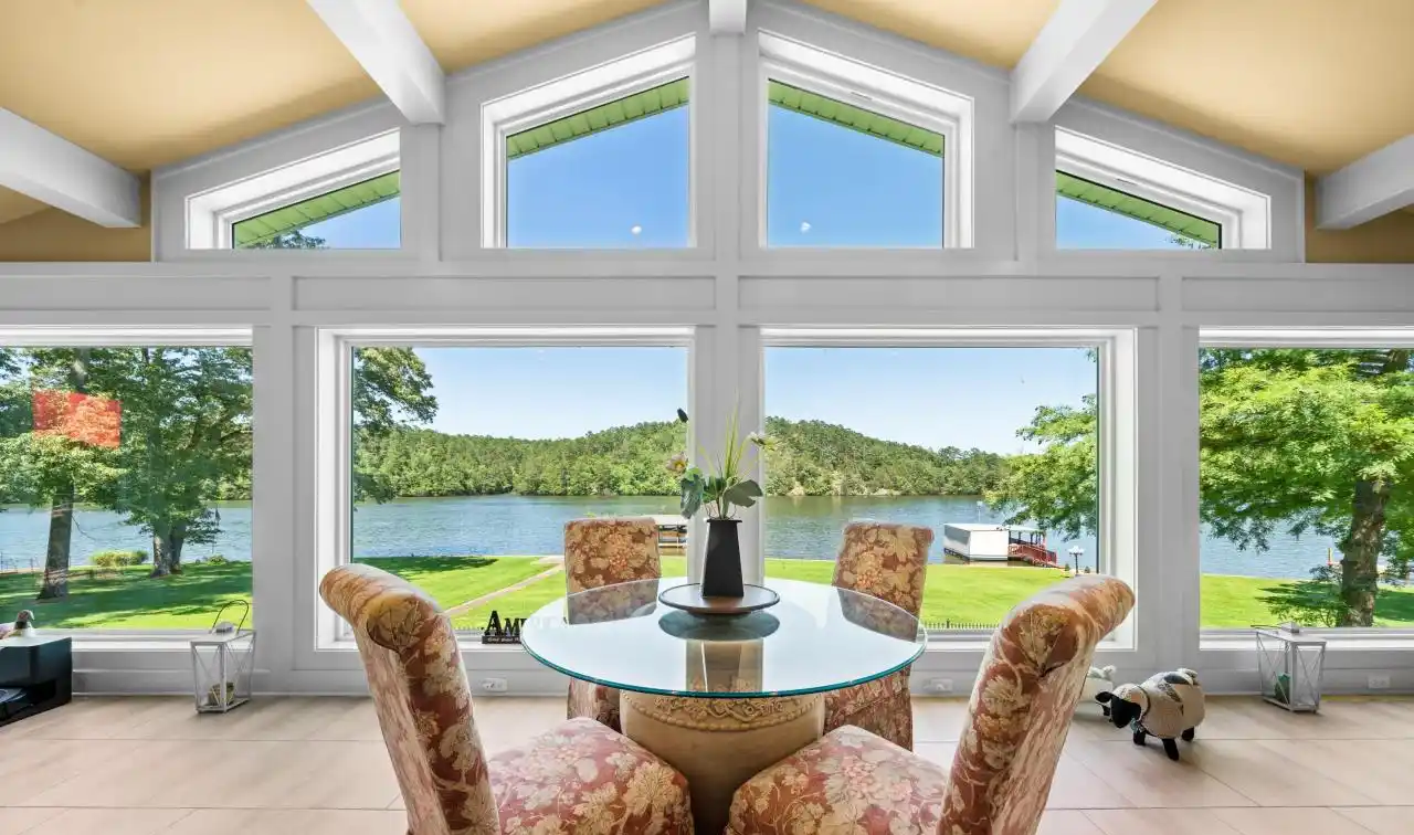 Secluded Living in an Established Neighborhood