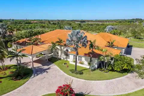 Luxury Five-acre Compound