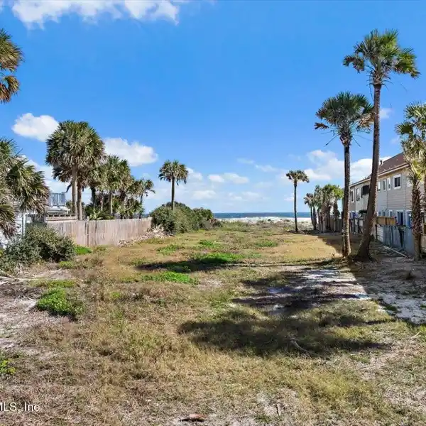 OCEANFRONT LOT AT AMAZING VALUE