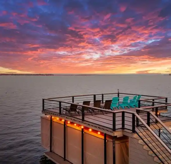 LAKEFRONT LIVING IN PRESTIGIOUS GATED HEATHER WOODS