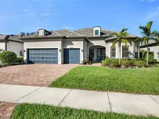 Luxury and Tranquility in the Heart of Estero