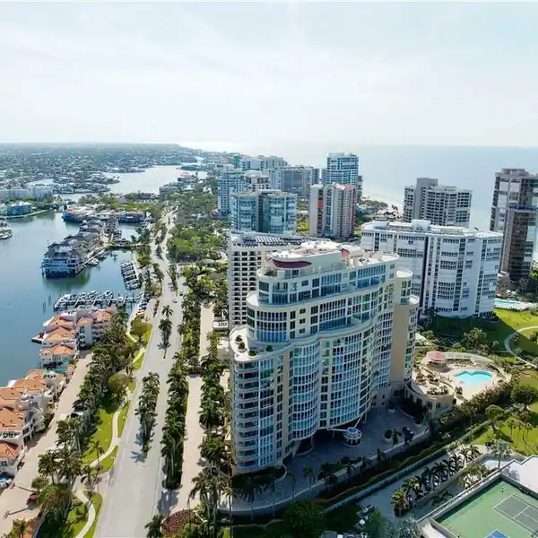 COASTAL ELEGANCE AT A SOUGHT-AFTER ADDRESS