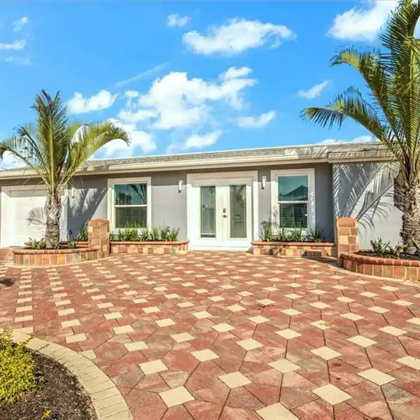 TOTALLY REMODELED DIRECT GULF ACCESS POOL HOME