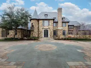 Architectural Excellence in Preston Hollow