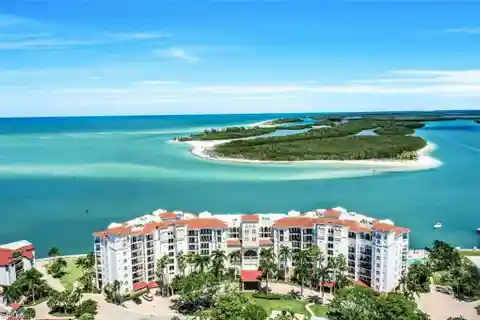 Luxury Living Right on the Gulf of Mexico