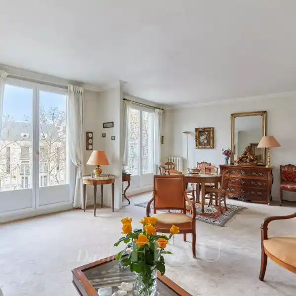 LOVELY APARTMENT WITH AN OPEN VIEW