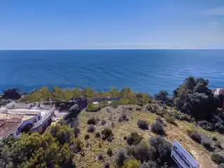 Extensive Plot with Excellent Views