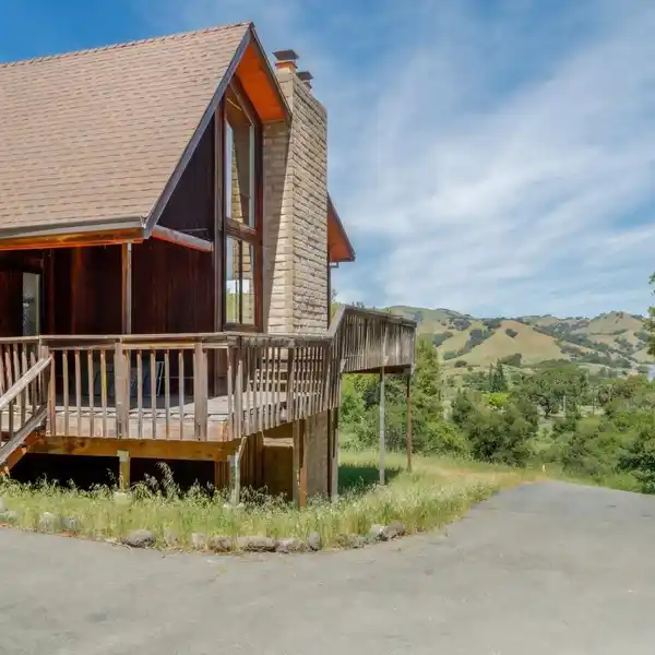 SERENE HILLSIDE PROPERTY