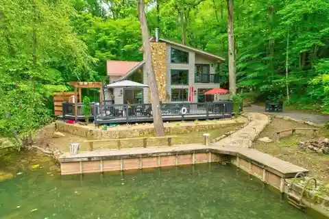 Lake Blue Ridge Chalet at Great Value
