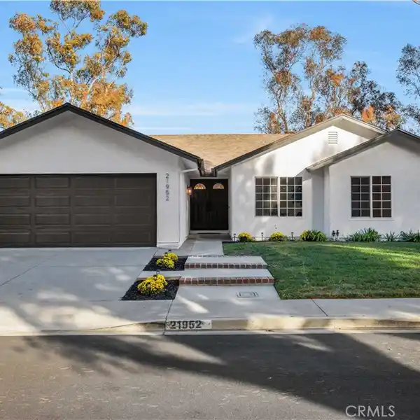 BEAUTIFULLY RENOVATED SINGLE-STORY HOME