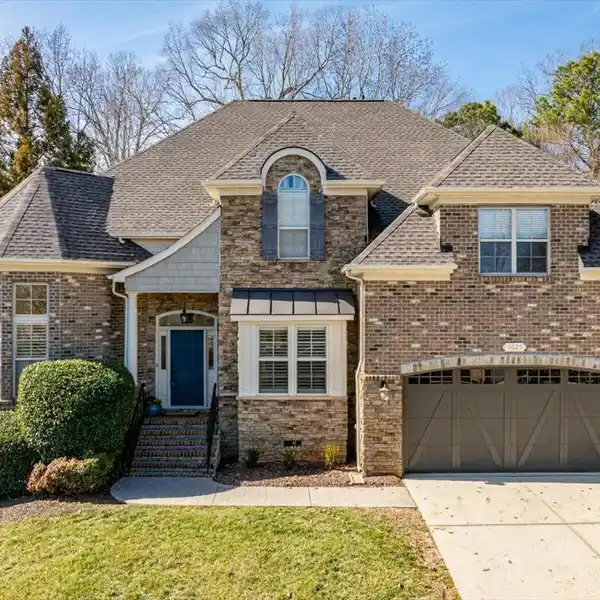 BEAUTIFUL STONE AND BRICK HOME