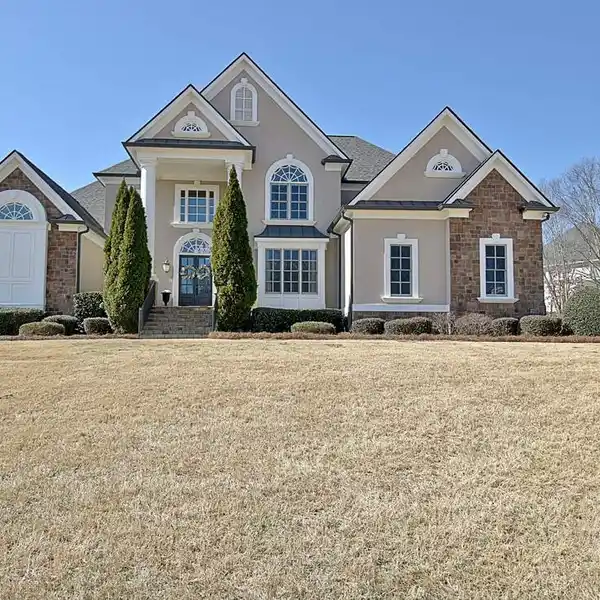 CUSTOM ESTATE IN THE WHITEWATER CREEK COUNTRY CLUB COMMUNITY