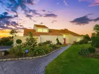 Hidden Gem in Beautiful Dix Hills