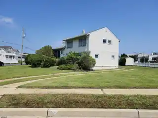 Build Your Custom Home on Prime Lot