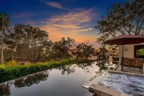 Spectacular Estate with an Unparalleled Panorama