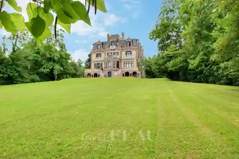 Unique Fully Renovated Period Property