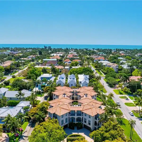 FURNISHED THREE BEDROOM BELLA VISTA TOWNHOME