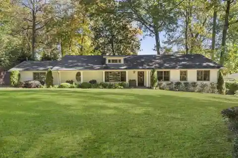 Exquisite Ranch Redefined with Modern Sophistication