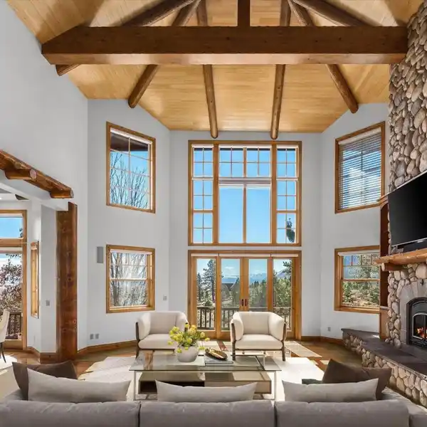 UNIQUE EAGLE RIDGE CUSTOM HOME ON THREE ACRES