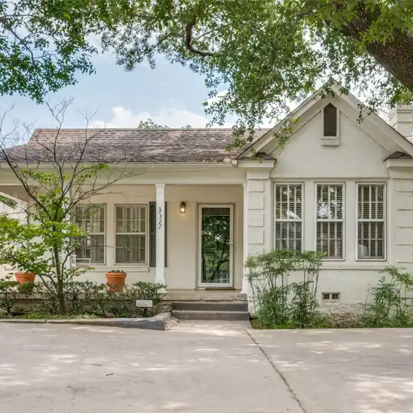 CHARMING 1933 UNIVERSITY PARK COTTAGE
