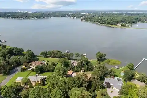 Nearly Two Acres on the East Lynnhaven River