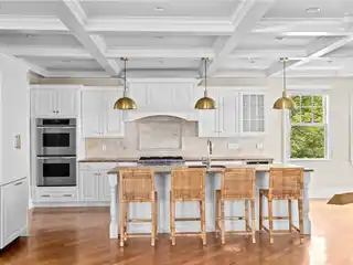 Spectacular Crow Point Home