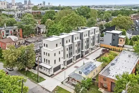 New Residence in the Burik Luxury Townhomes