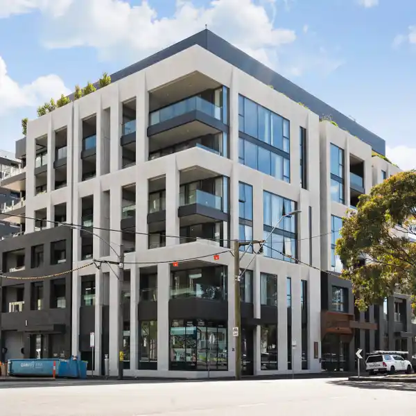 LUXURY APARTMENT AT LA STORIA
