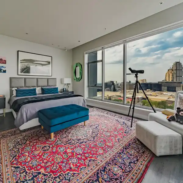 LUXURIOUS PENTHOUSE LIVING AT EMBASSY TOWERS