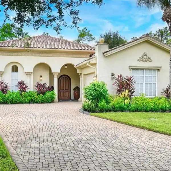 METICULOUSLY CARED FOR HOME WITH GUEST CABANA