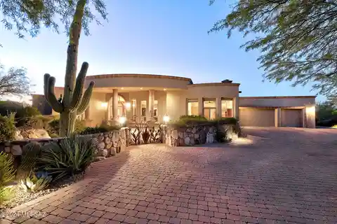 Outstanding Home in Prestigious Pima Canyon Estates