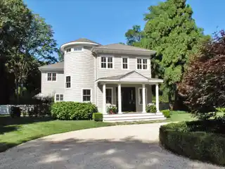 Pristine Summer Rental Near the Village of Bridgehampton
