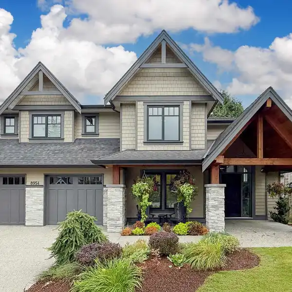 ARTISAN ELEGANCE ON A QUIET STREET