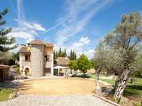 EXCLUSIVE VILLA IN LA ELIANA