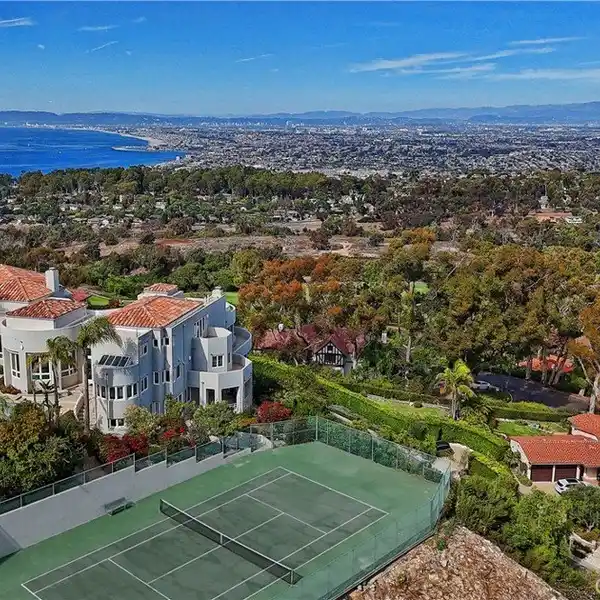 EXCEPTIONAL GATED ESTATE IN ESTEEMED PALOS VERDES ESTATES
