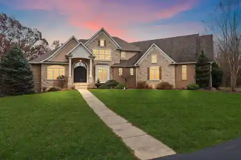 Private Acreage Meets Elevated Architectural Elegance