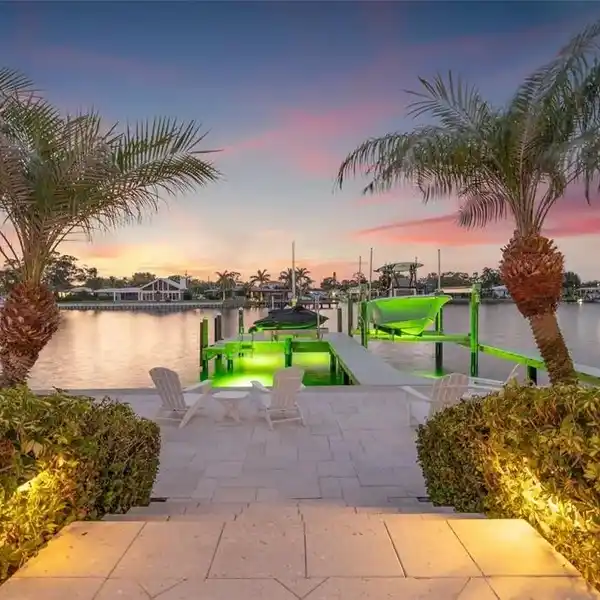 COASTAL WATERFRONT LUXURY ON SNELL ISLE