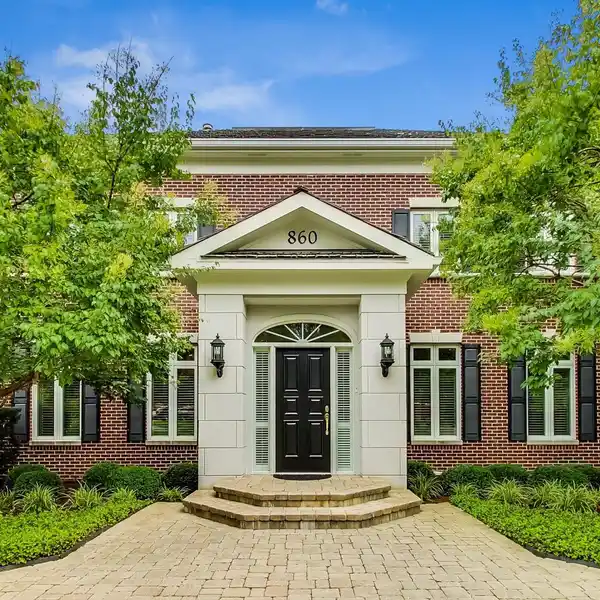 BRIGHT AND SPACIOUS SIX BEDROOM HOME ON 1.4 ACRES