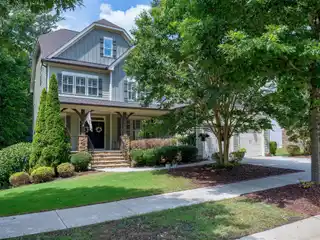 Updated Beauty in Amenity-Rich Community