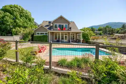 Gorgeous Home in Desirable Riverwalk Subdivision