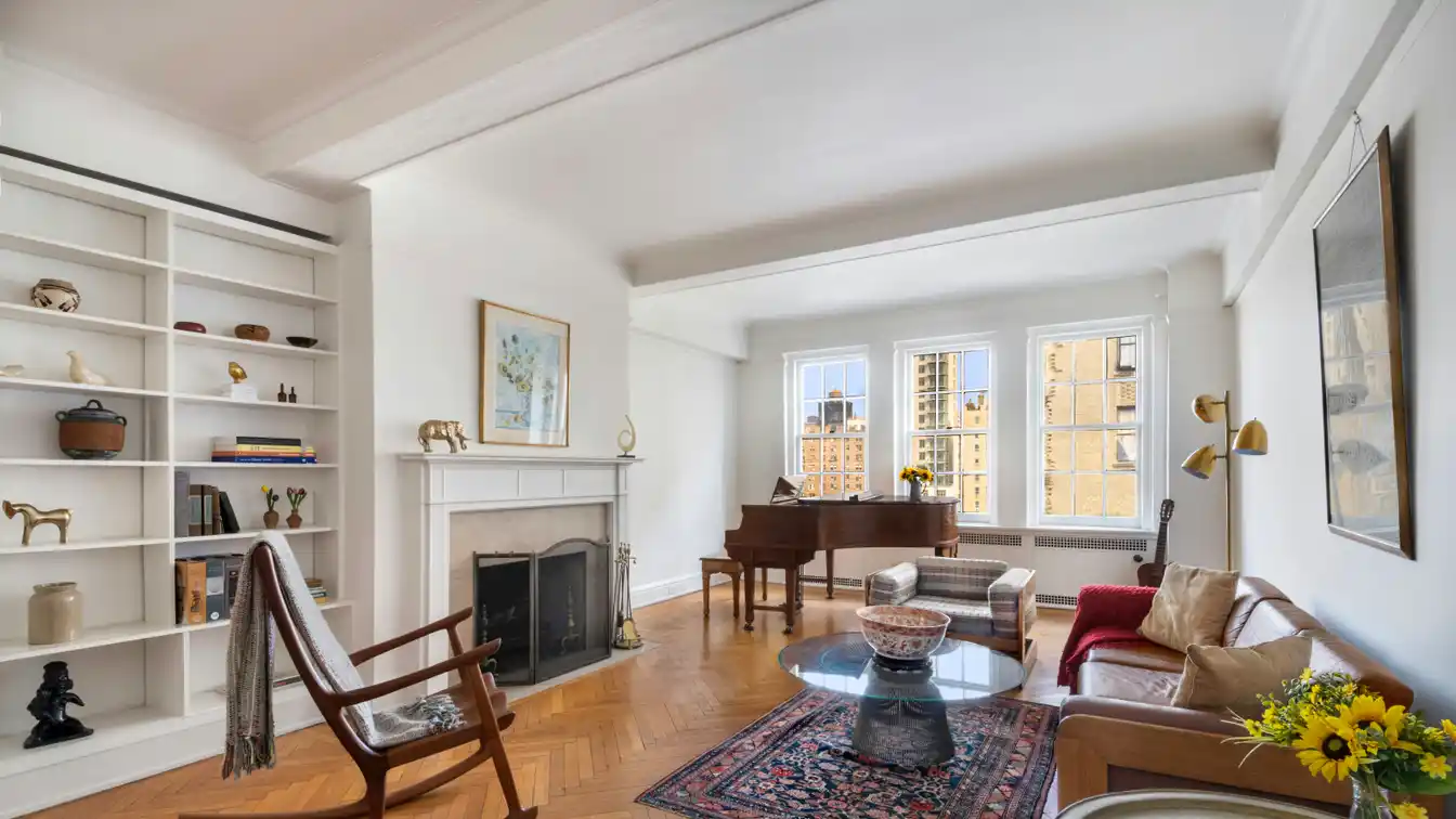 Exceptional Opportunity in a Prestigious Pre-war Building