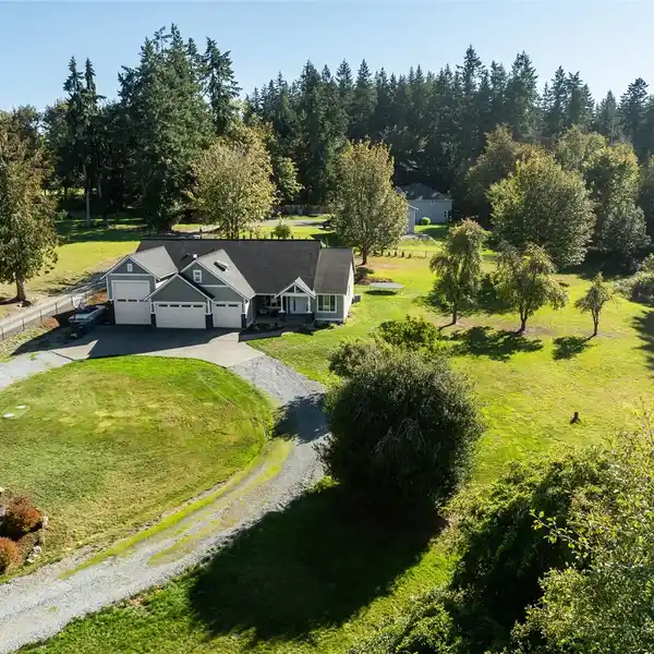 AMAZING CRAFTSMAN HOME ON NEARLY FIVE ACRES