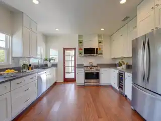 Beautifully Upgraded Property with Accessory Unit